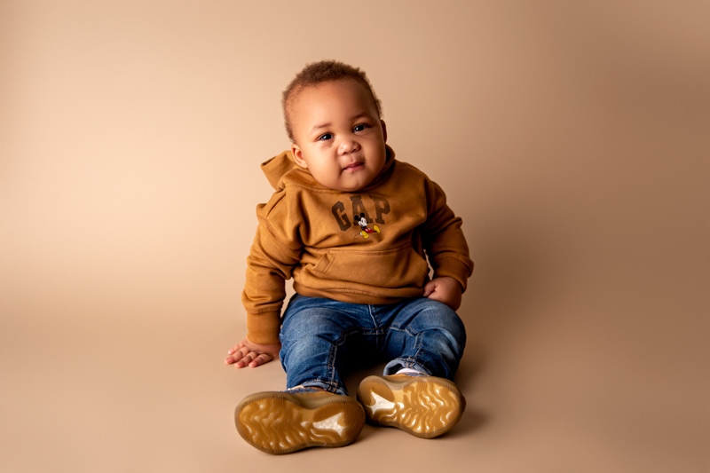 Moor Preset Pack, a little boy sits up in studio wearing Gap hoody, jeans and boots